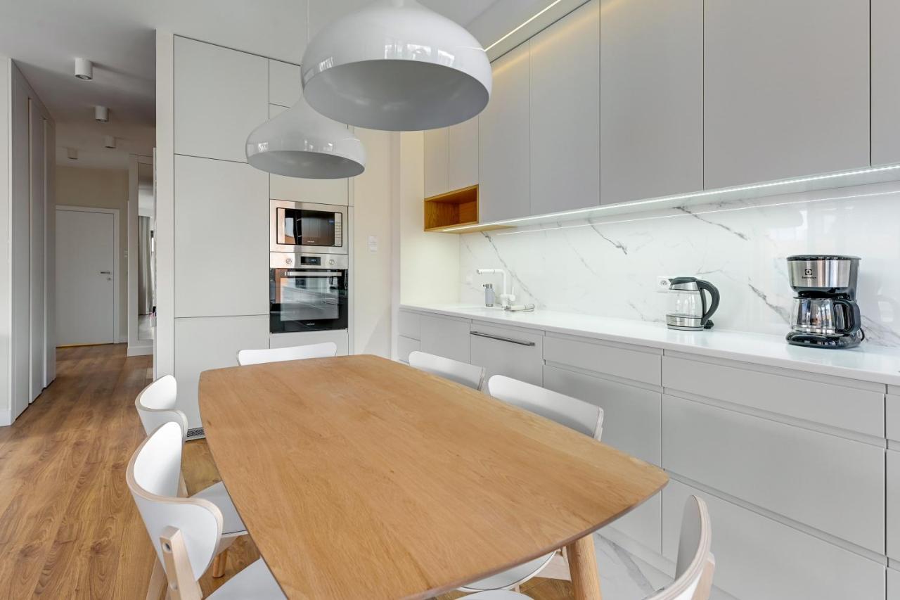 Premium Family & Business Old Town Riverside Apartment With Parking Gdańsk Eksteriør billede